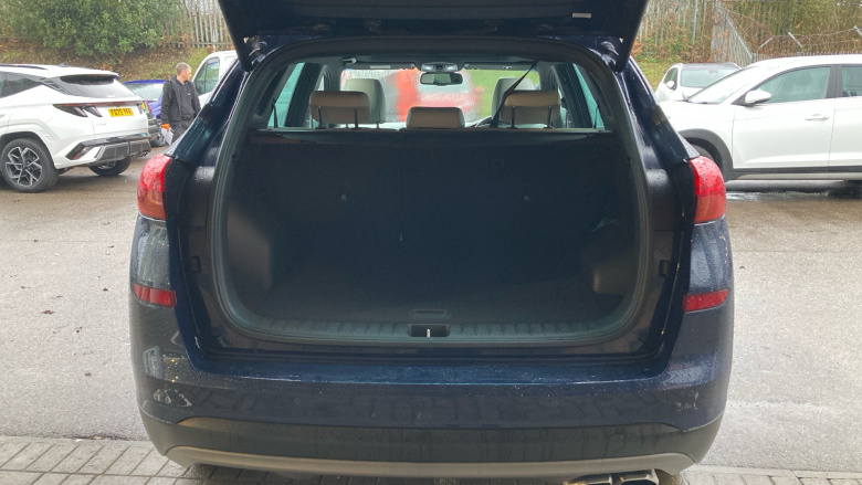 Hyundai Tucson 2.0 CRDi 48V MHD Premium SE 5dr 4WD DCT Diesel Estate